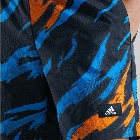 New Adidas Men's TRVL
Print Shorts in Black at Nordstrom, Size Medium - Picture 5 of 14